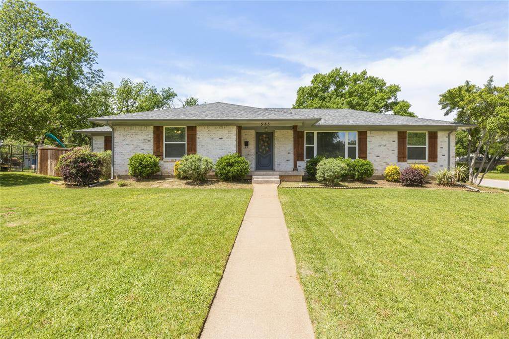 535 Degan Avenue - Photo 1