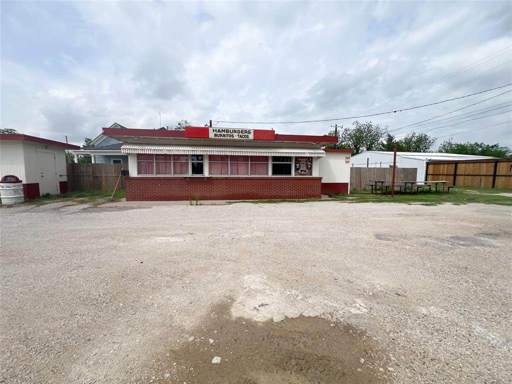 302 Omega Street - Photo 1