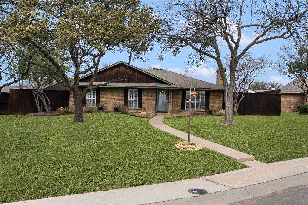 8074 Dove Cove - Photo 1