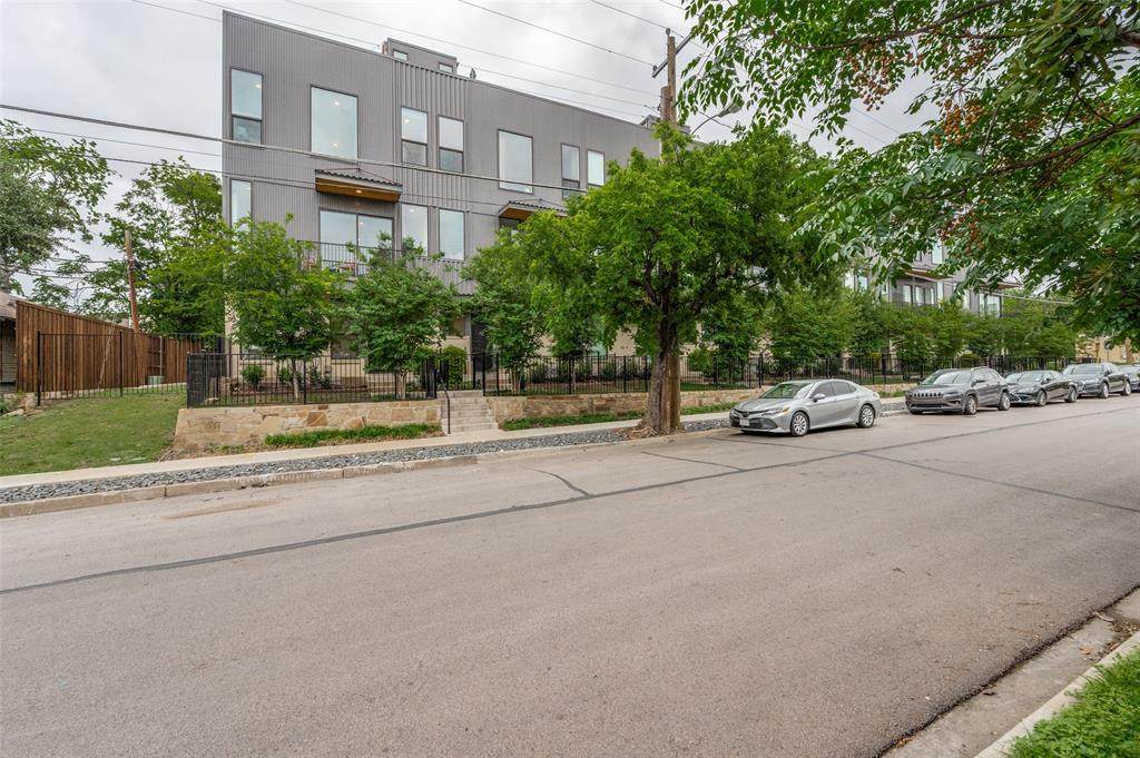 1916 Annex Avenue - Photo 1