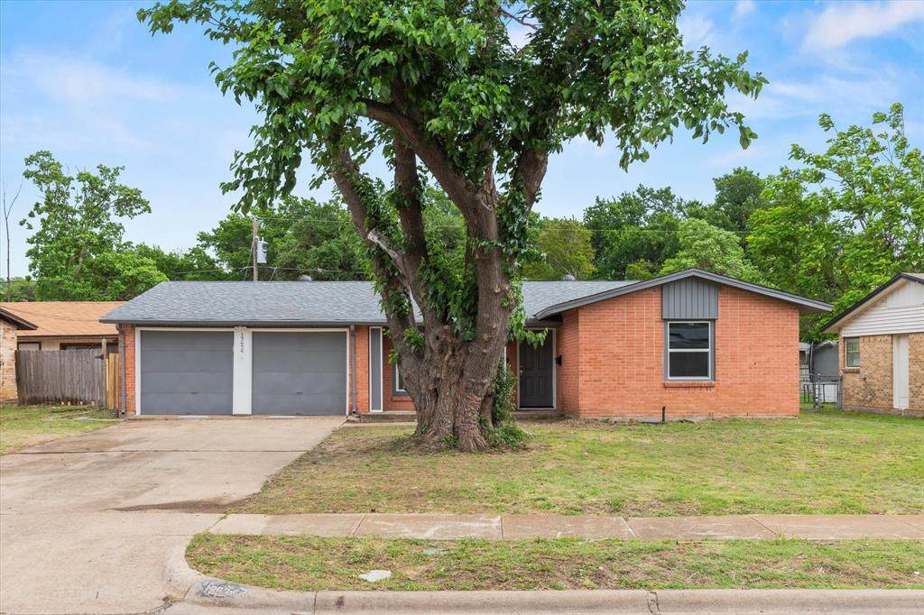 13634 Pyramid Drive - Photo 1