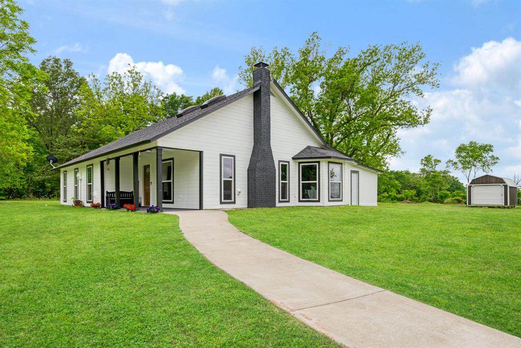 505 Howison Street - Photo 1