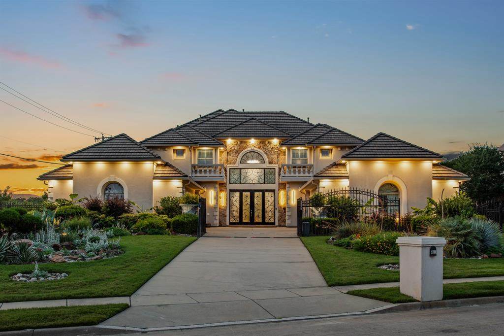 3704 Kingfisher Court - Photo 1
