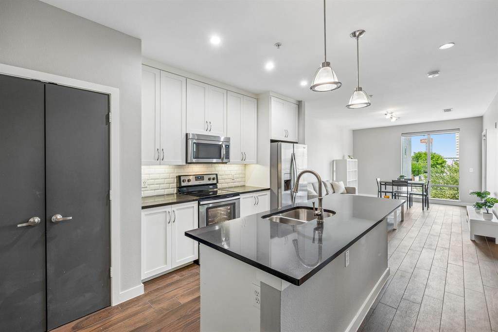 5609 Smu Boulevard - Photo 1