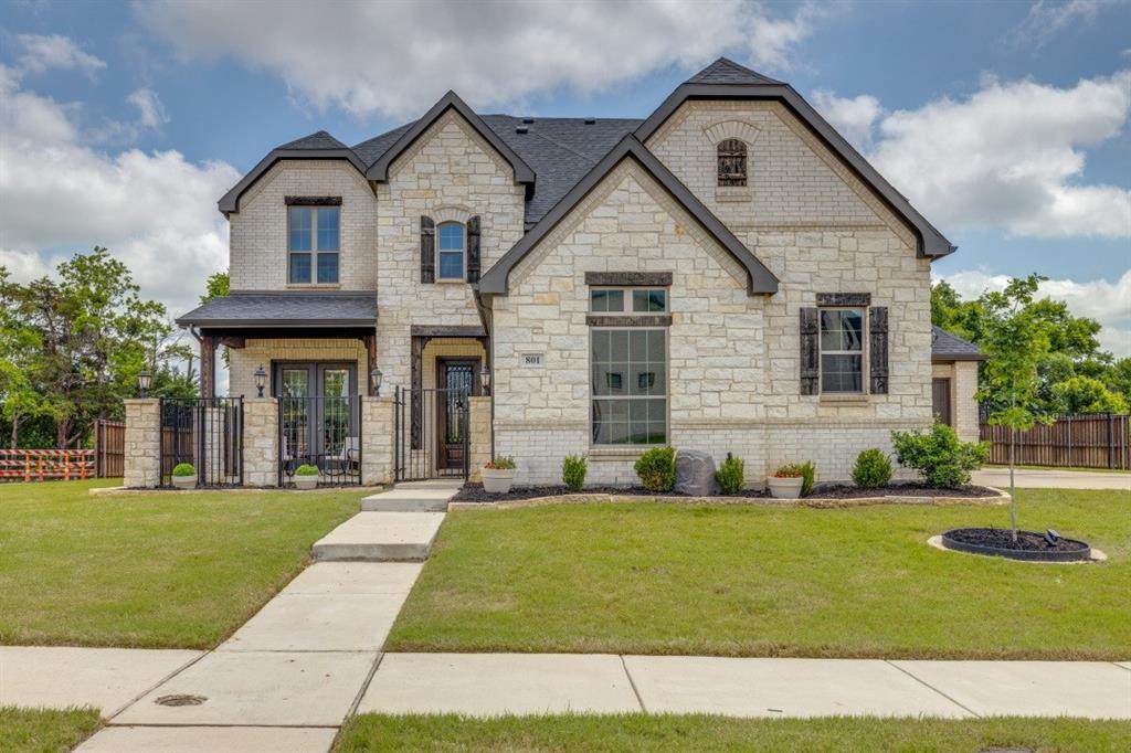 801 Toby Trail - Photo 1