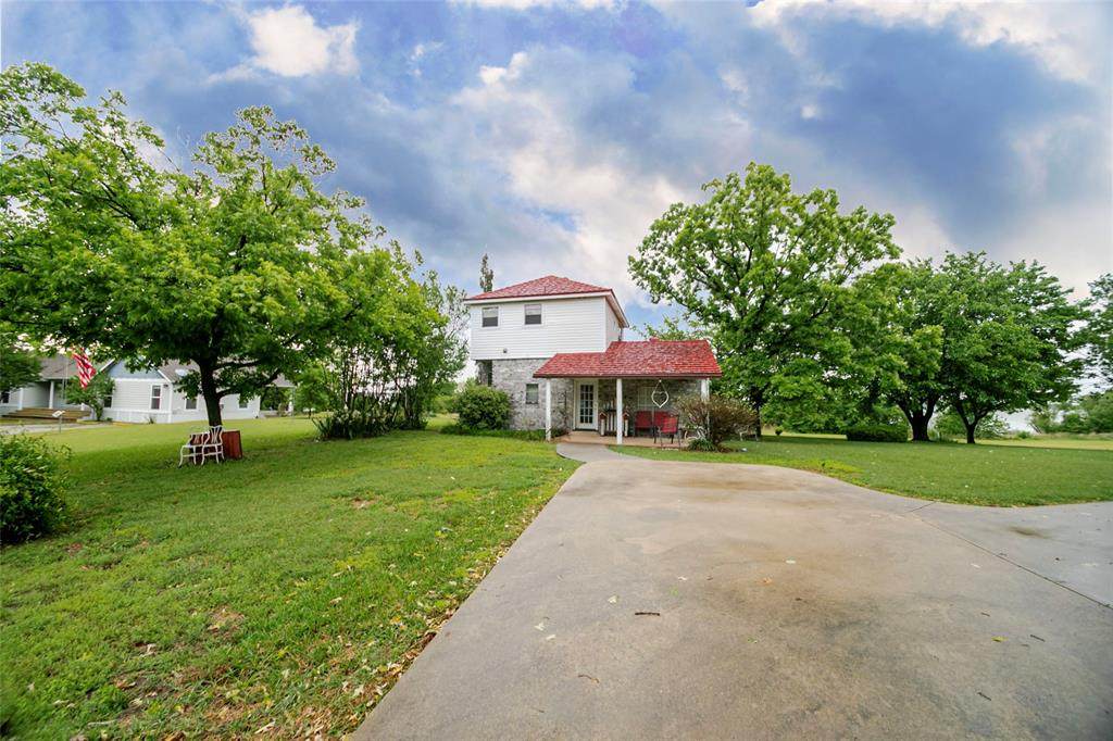 4449 County Road 895 - Photo 1