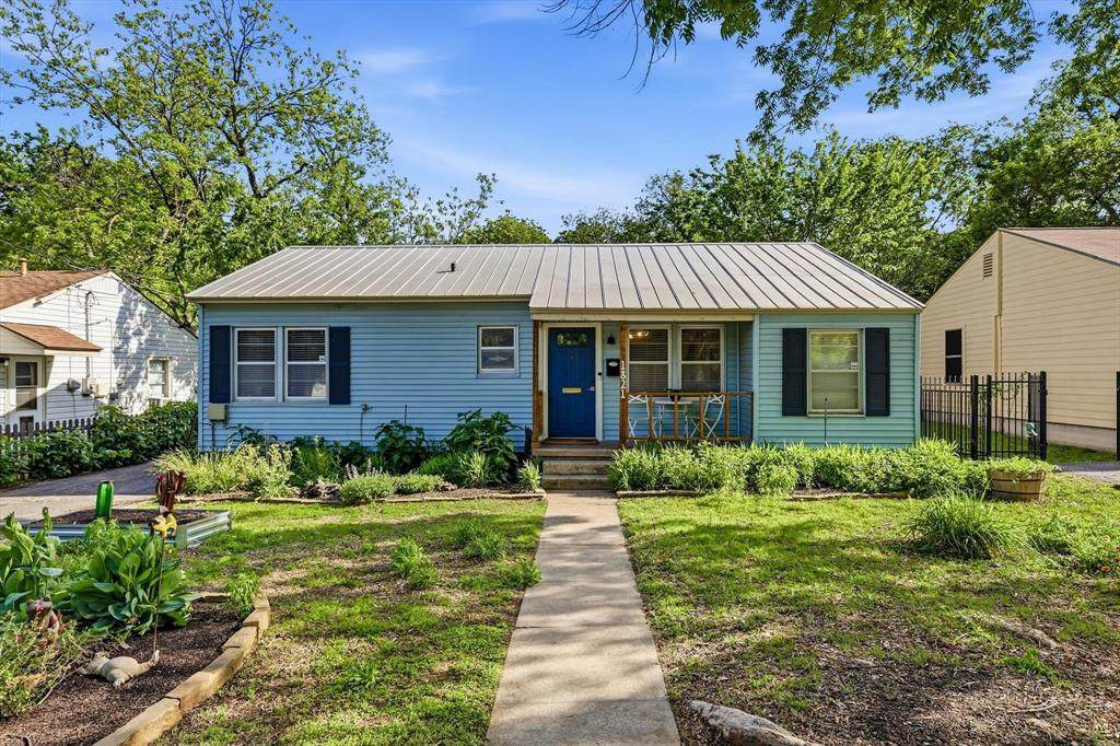 1821 Sena Street - Photo 1