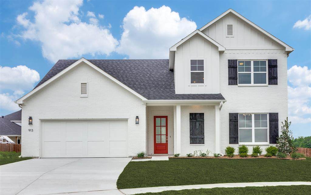 913 Triple Crown Court - Photo 1