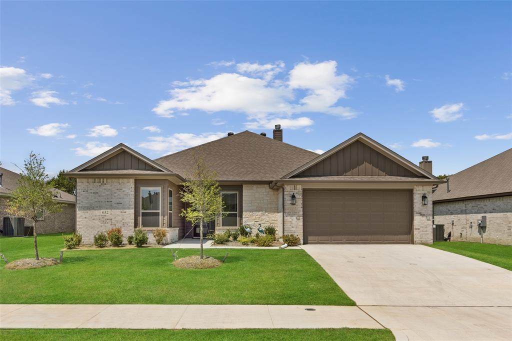 632 Mooney Drive - Photo 1