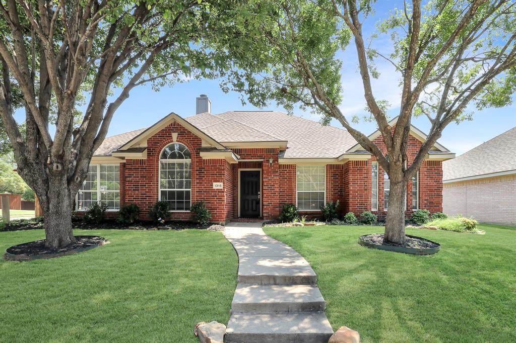 1315 Ballantrae Drive - Photo 1