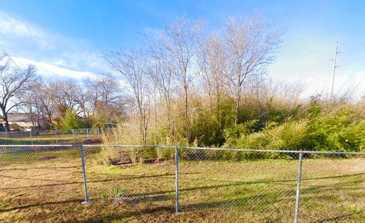 421 Diamond Avenue - Photo 1