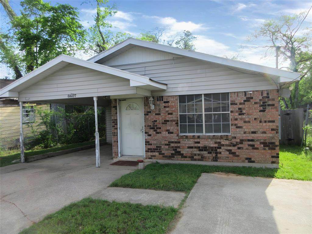 8607 Nesom Court - Photo 1