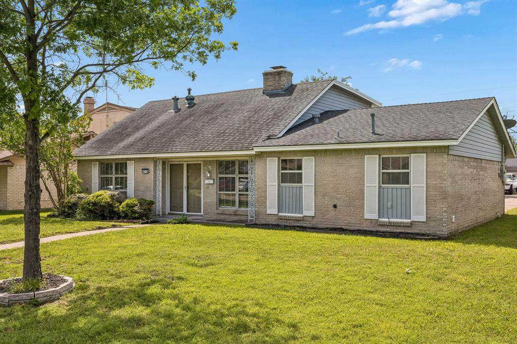 4118 Burning Tree Lane - Photo 1