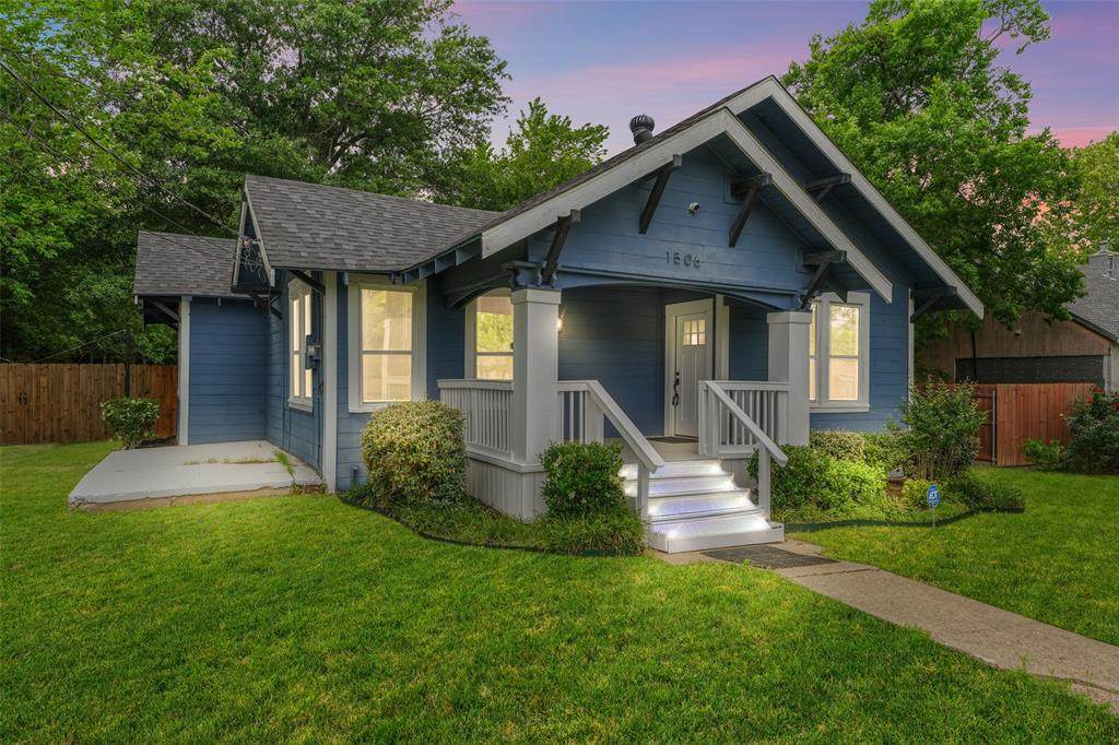 1506 Walnut Street - Photo 1