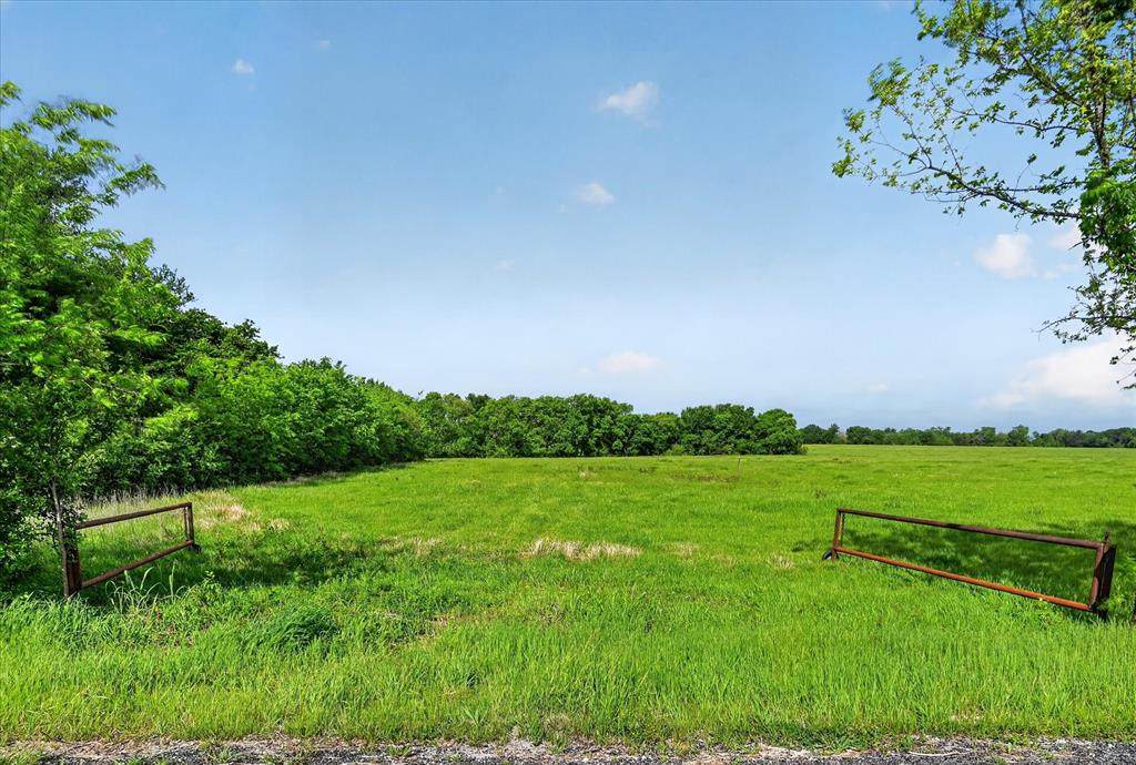000 County Road 632 - Photo 1