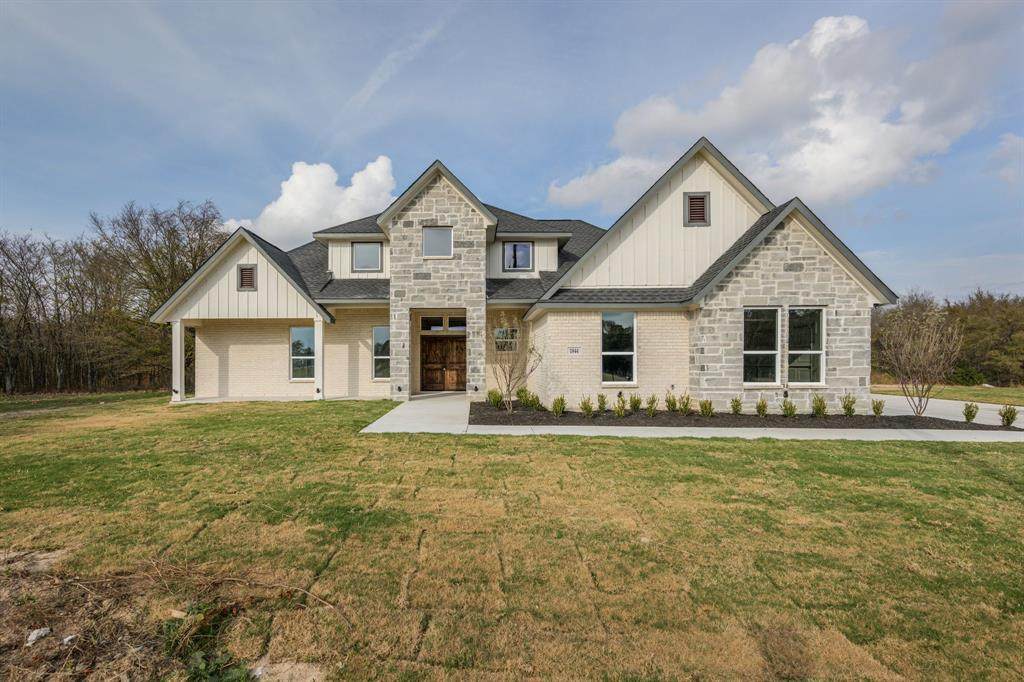 1844 County Road 2320 - Photo 1