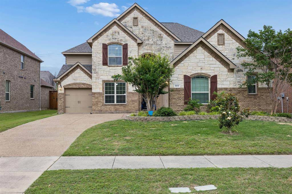 9519 Amberwoods Lane - Photo 1