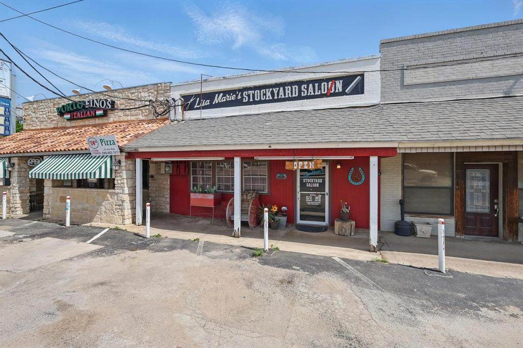 206 Mccart Street - Photo 1