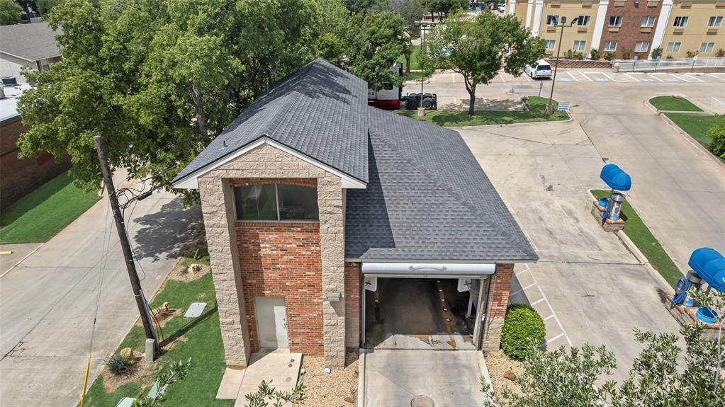1704 Teasley Lane - Photo 1