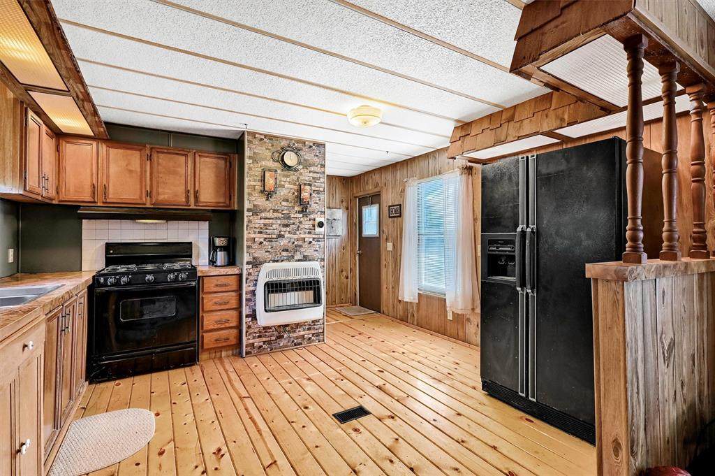 36 Atlantic Street - Photo 1