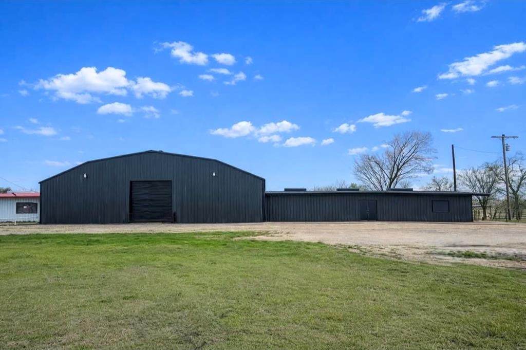 111 Frontier Drive - Photo 1