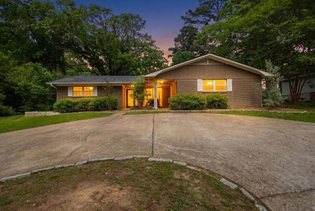 1327 Bridle Path Lane - Photo 1