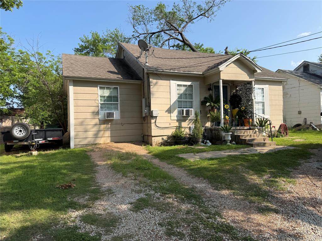 4102 Beverly Drive - Photo 1