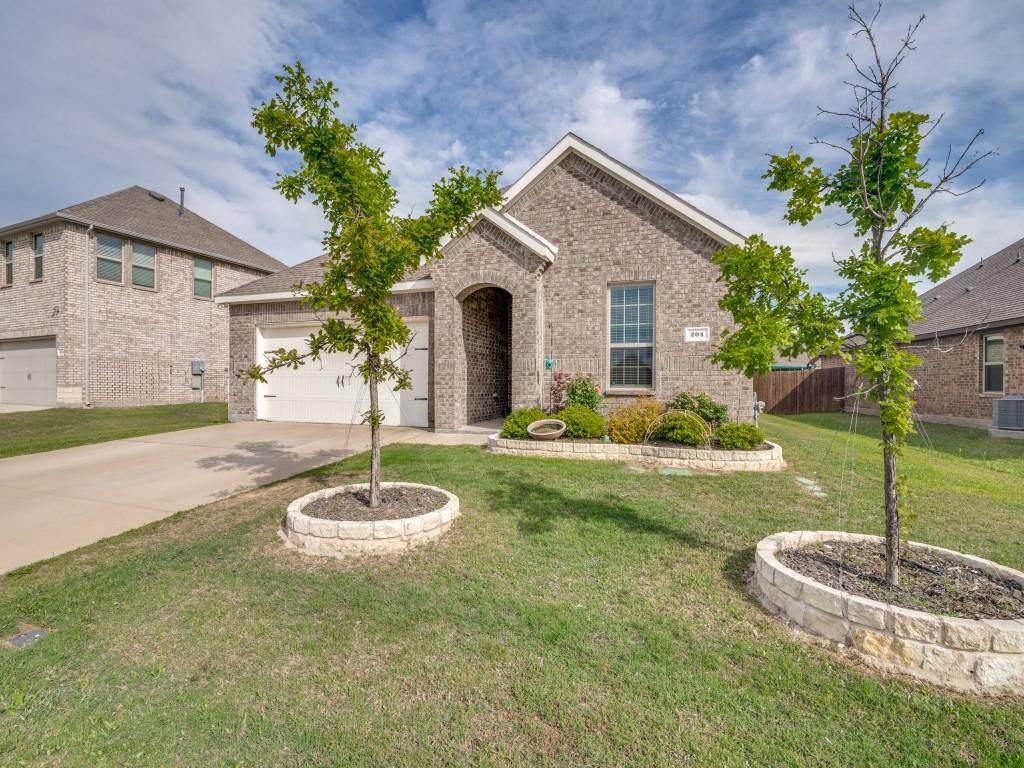204 Whitetail Way - Photo 1