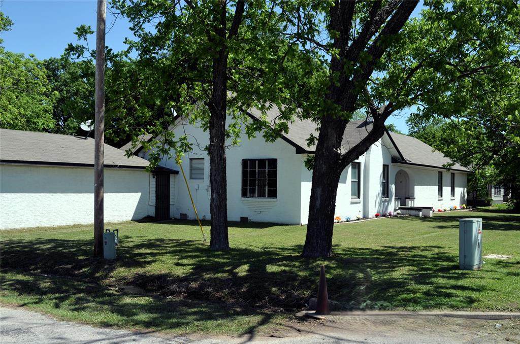 1050 Dallas Avenue - Photo 1