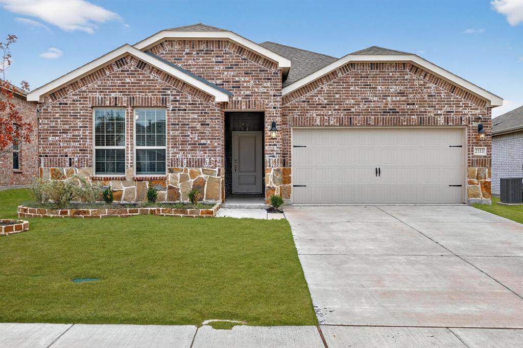 2113 Stinnet Street - Photo 1