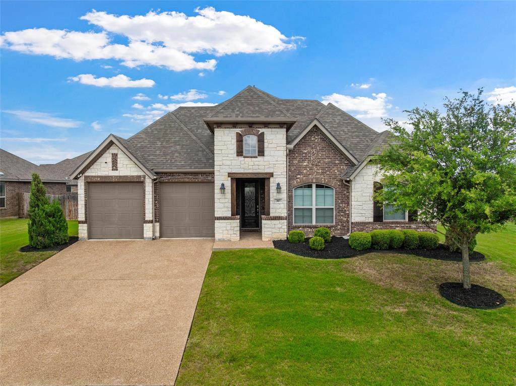 307 Oak Meadow Trail - Photo 1