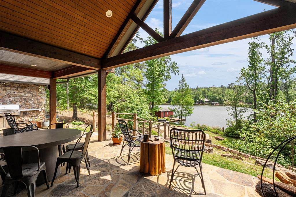 913 Private Road 6665 - Photo 1