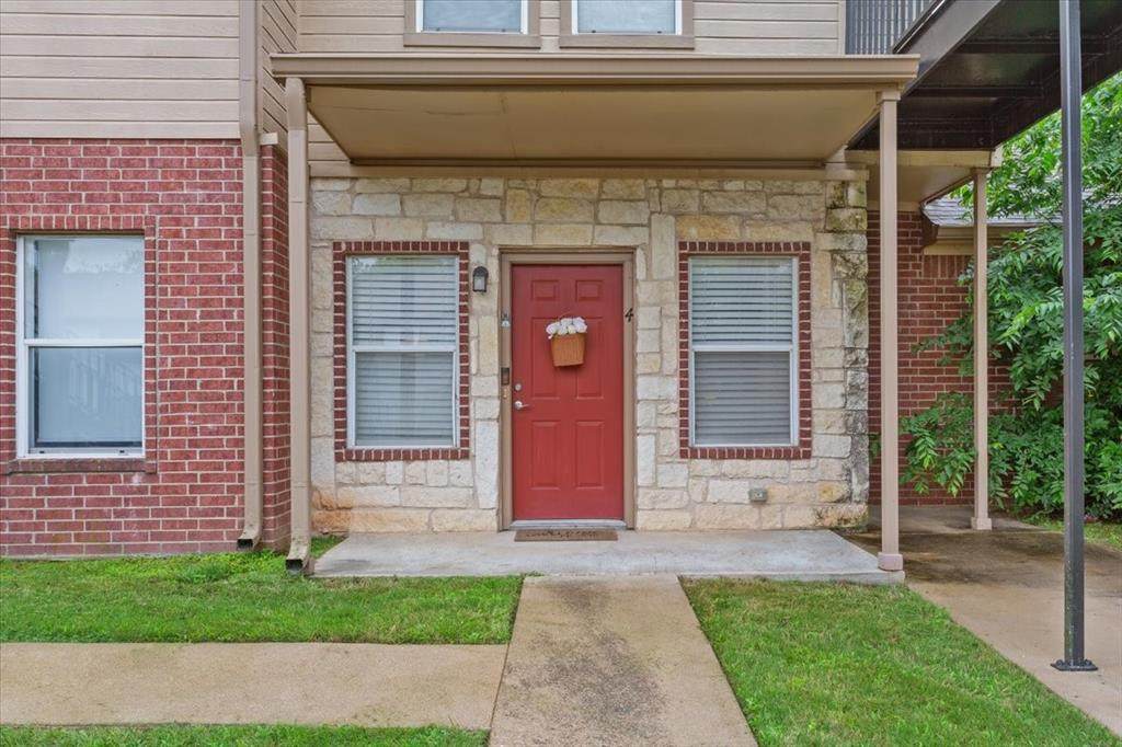 1401 Bagby Avenue - Photo 1