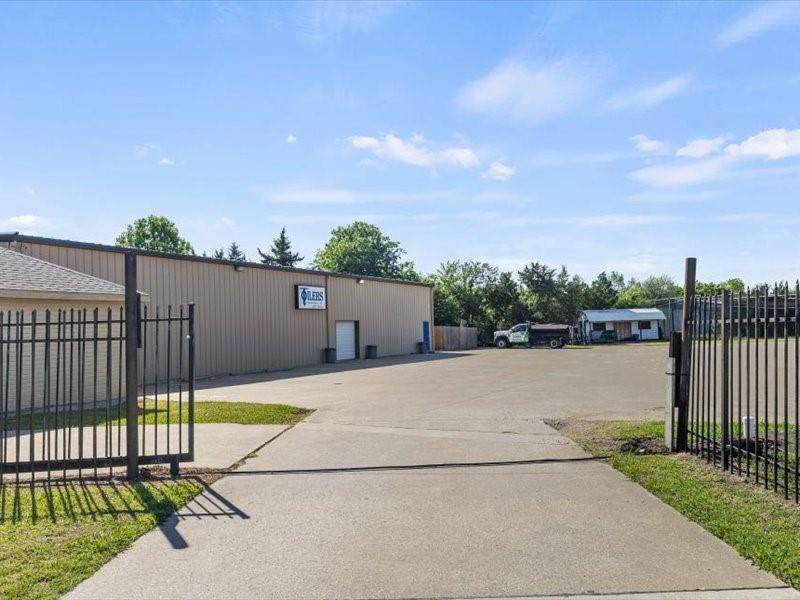505 County Line Road - Photo 1