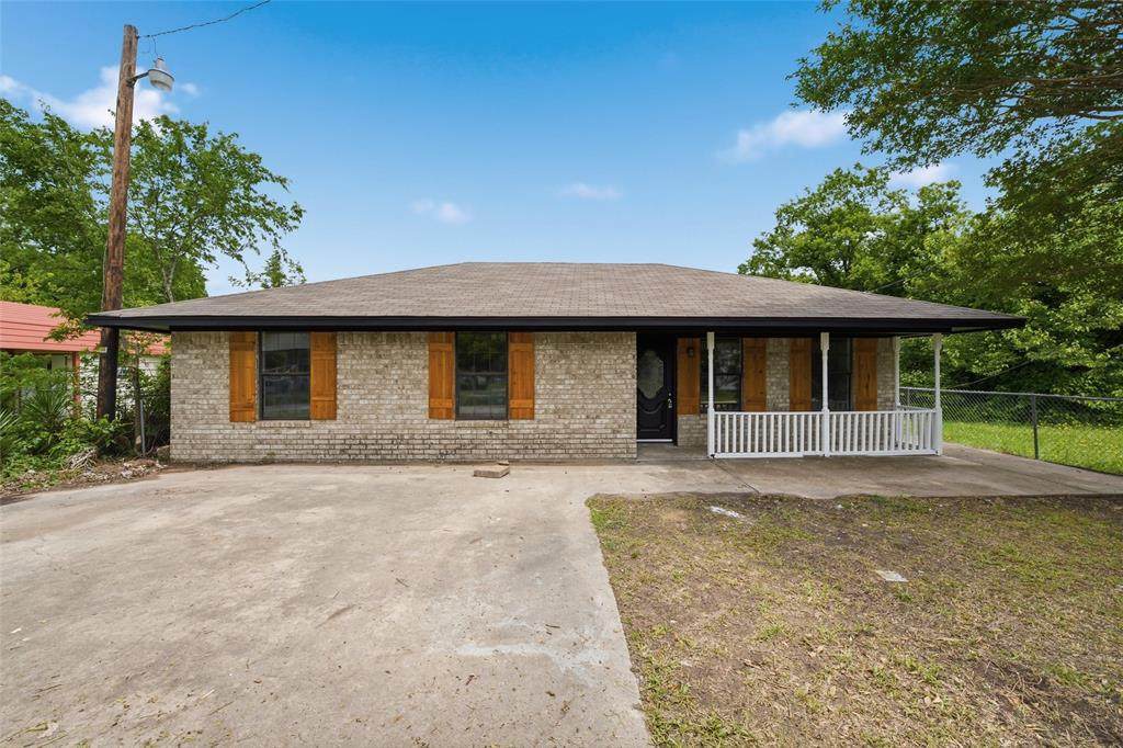 316 Elm Street - Photo 1