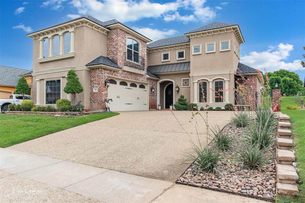 302 Bevly Lake Drive - Photo 1