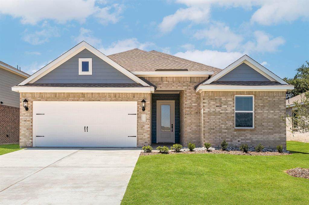 1017 Holly Drive - Photo 1
