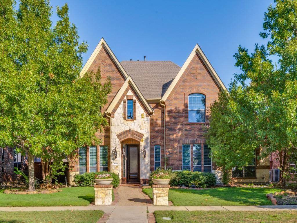 3250 Woodbine Trail - Photo 1