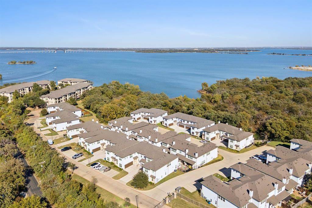 126 Bridgewater Way - Photo 1