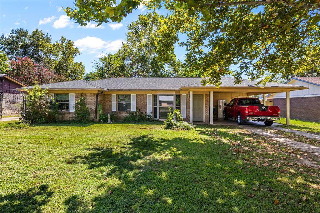 309 Henderson Street - Photo 1