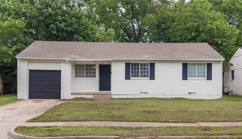 3433 Moon Drive - Photo 1