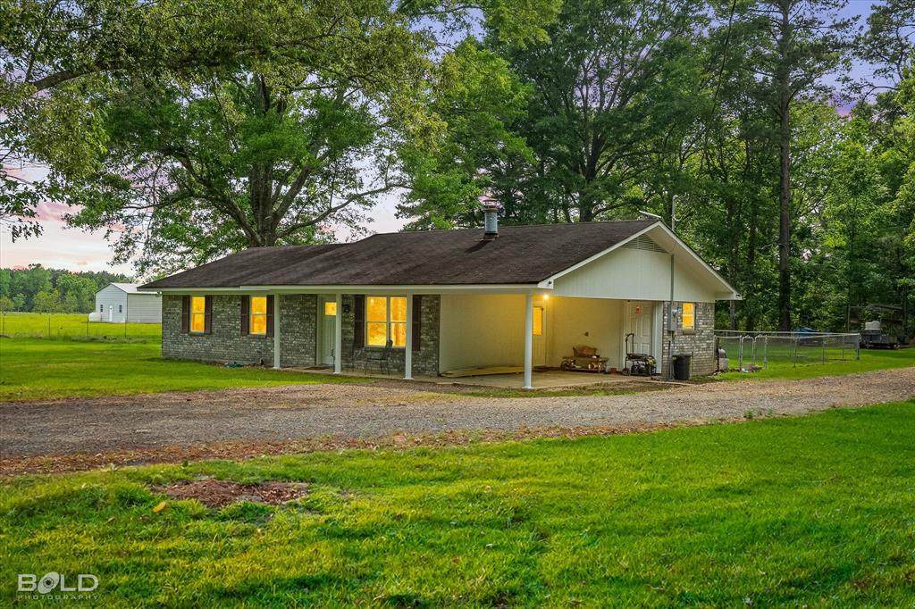 186 Hughes Road - Photo 1