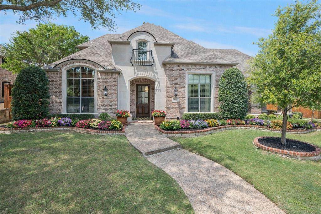 1501 Montclair Circle - Photo 1