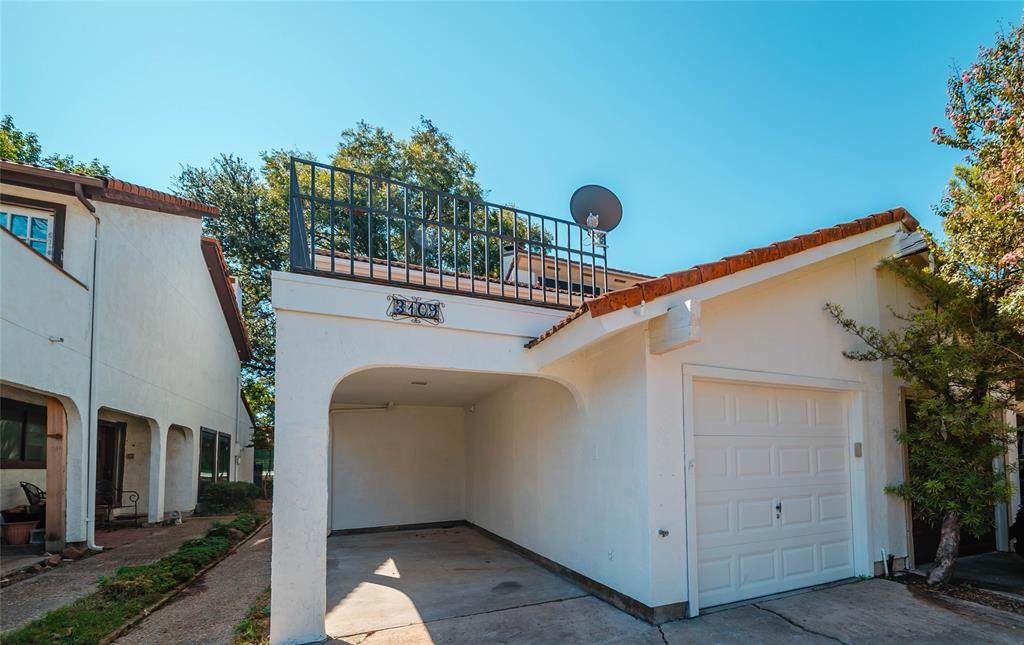 3109 Lakeside Drive - Photo 1