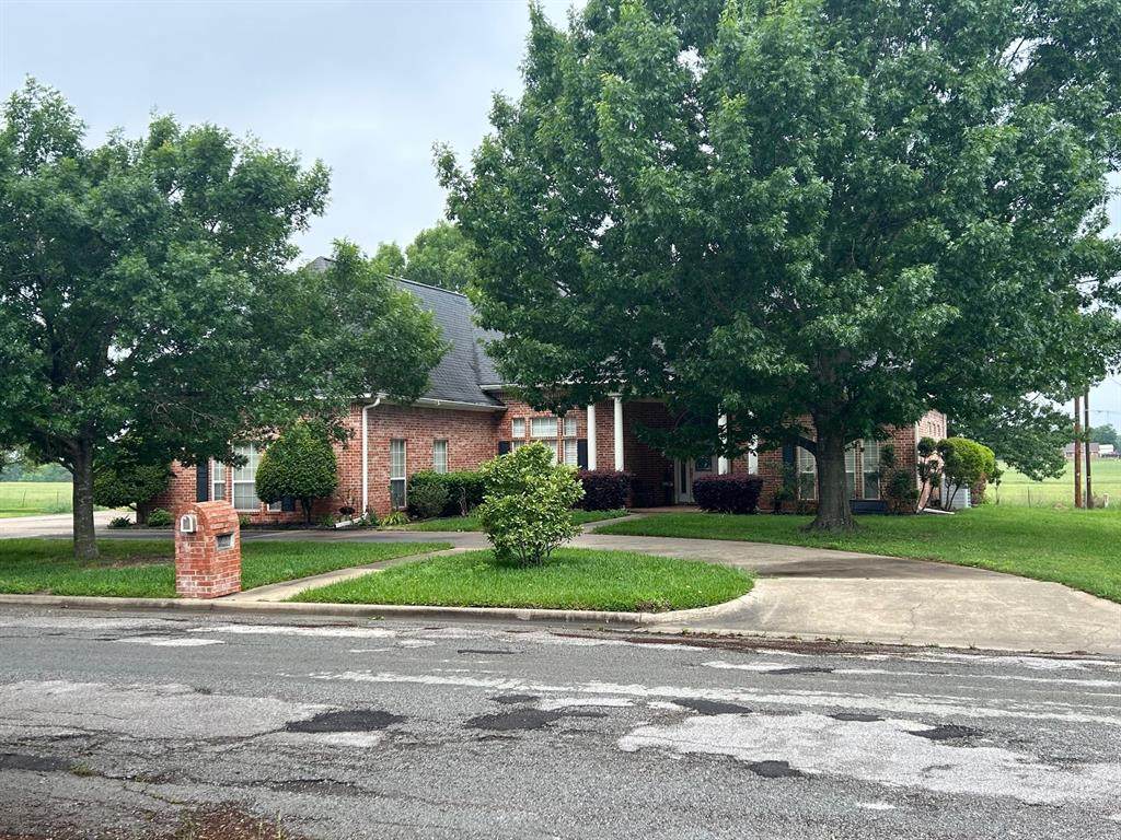 903 Mesquite Lane - Photo 1