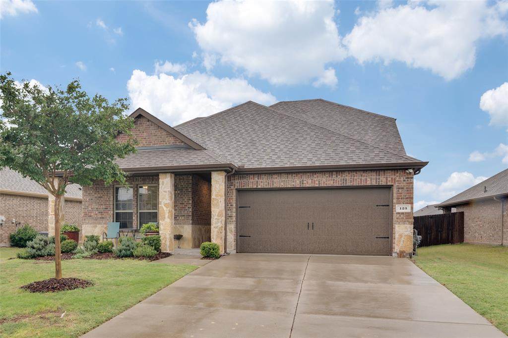 123 Coyote Trail - Photo 1