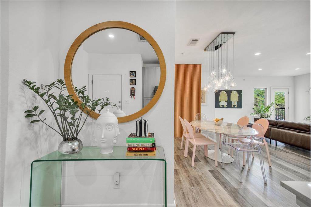 5710 Mccommas Boulevard - Photo 1