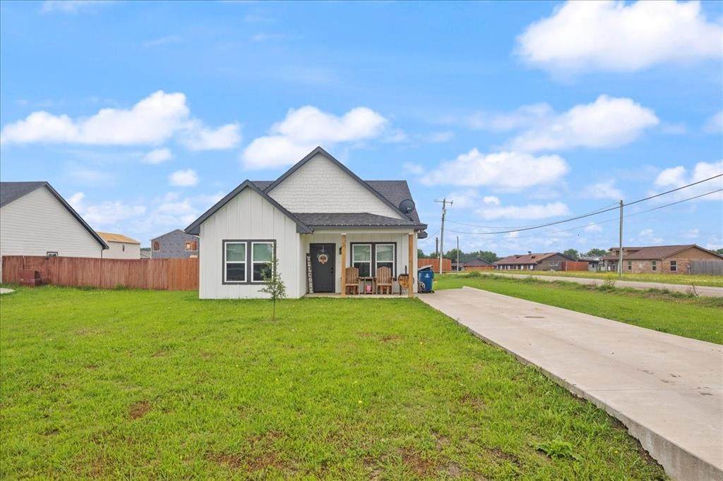 102 Don Lane - Photo 1