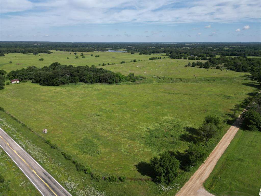 7188 Fm 1567 - Photo 1
