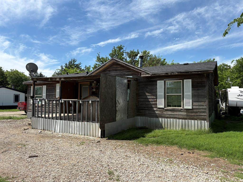 720 Bluebonnet Lane - Photo 1